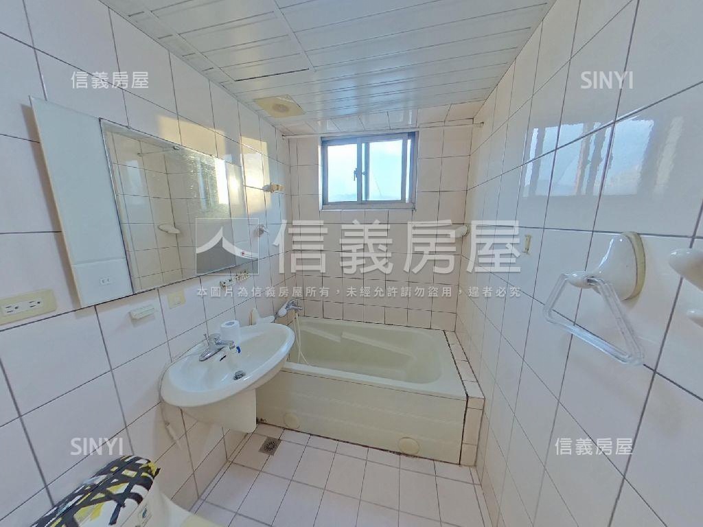 康寧捷運大坪林邊間三房房屋室內格局與周邊環境
