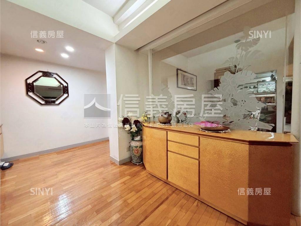 正中山北大空間電梯房屋室內格局與周邊環境