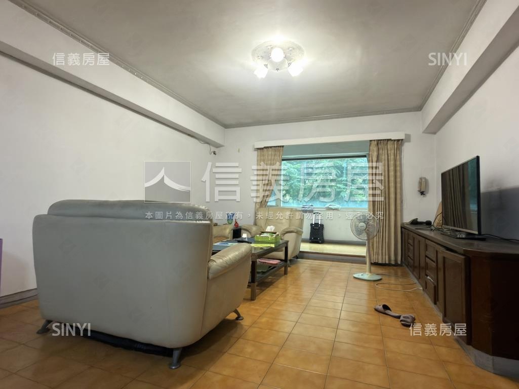 金華龍門正面樹海電梯華廈房屋室內格局與周邊環境