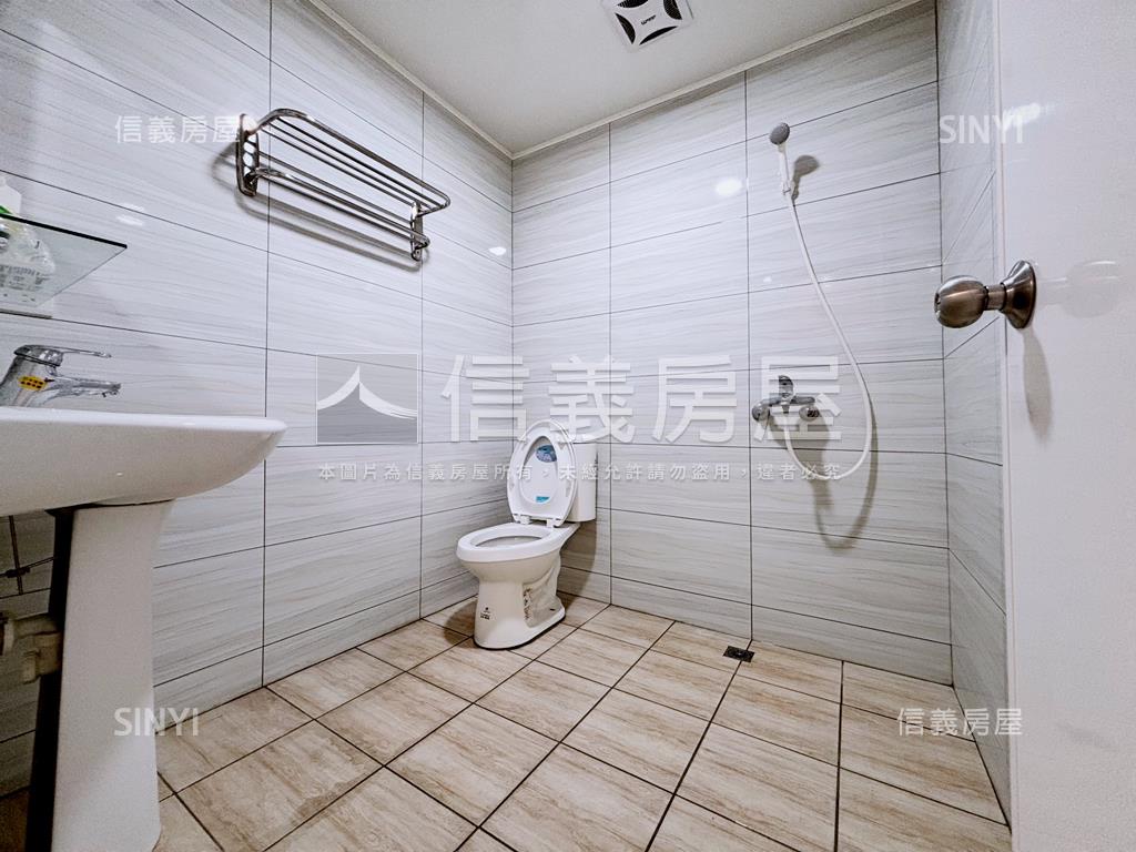 進德國小裝潢首購一樓美寓房屋室內格局與周邊環境