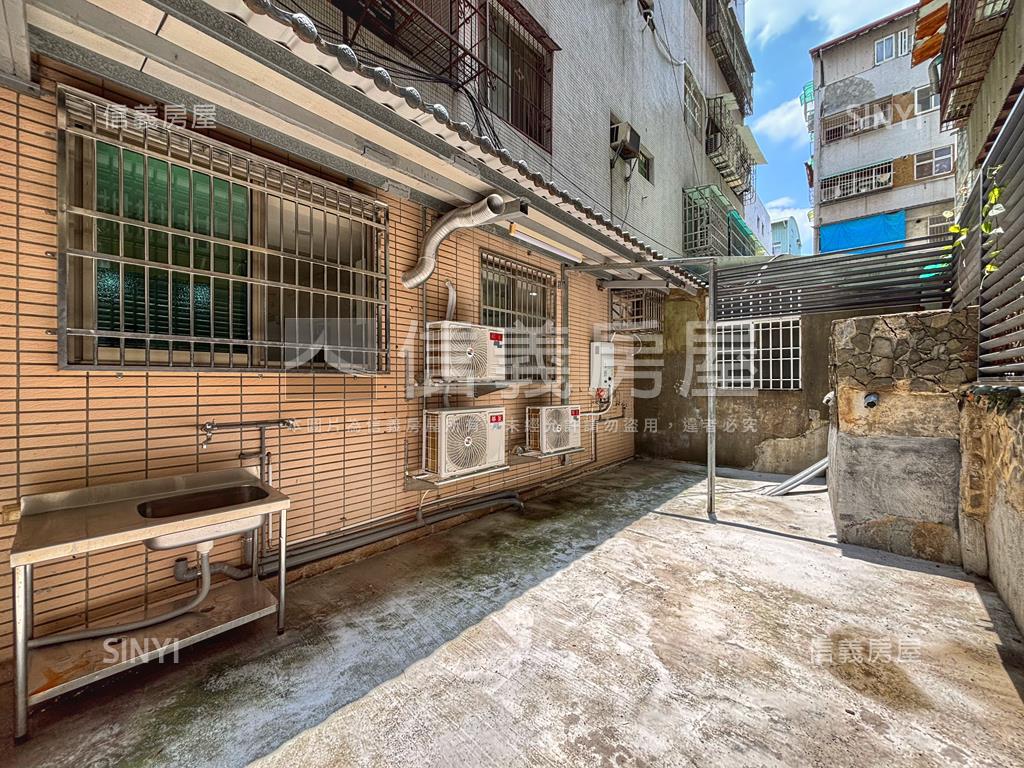 進德國小裝潢首購一樓美寓房屋室內格局與周邊環境