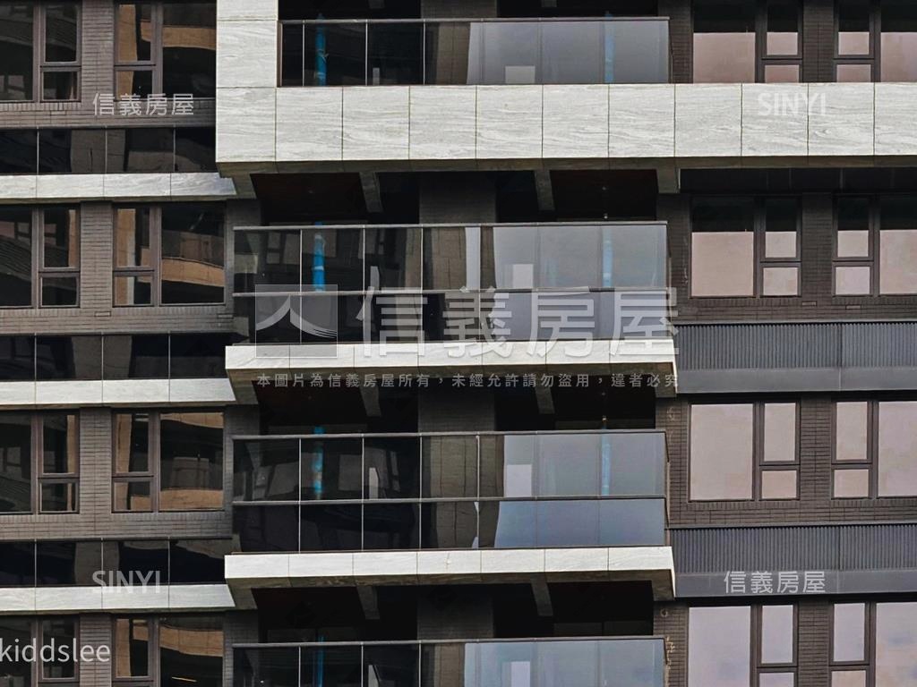 德杰羽森Ｂ３戶三房車位房屋室內格局與周邊環境