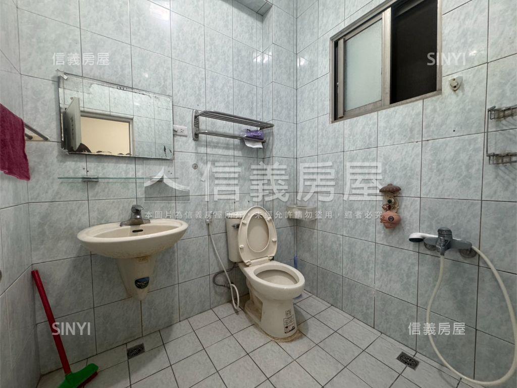 慶安路邊間透天房屋室內格局與周邊環境