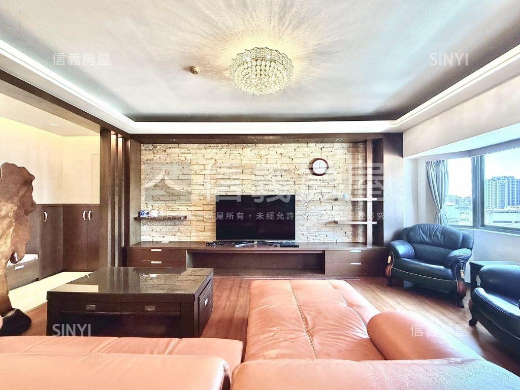 大地交響稀有四房雙平車位房屋室內格局與周邊環境