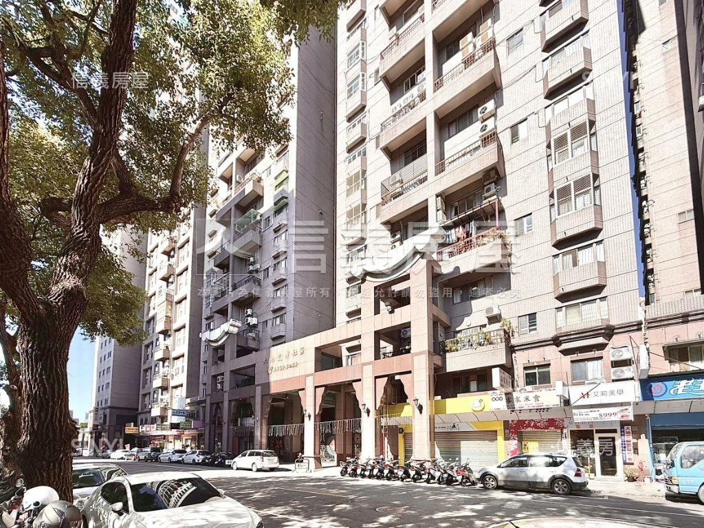 大地交響稀有四房雙平車位房屋室內格局與周邊環境