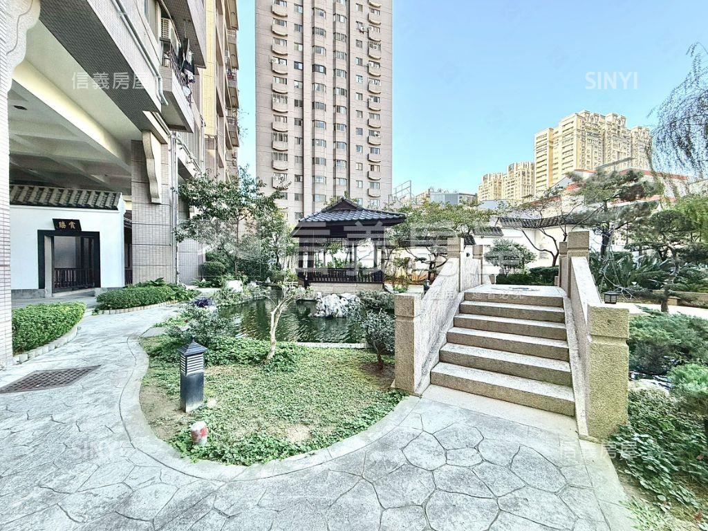 大地交響稀有四房雙平車位房屋室內格局與周邊環境