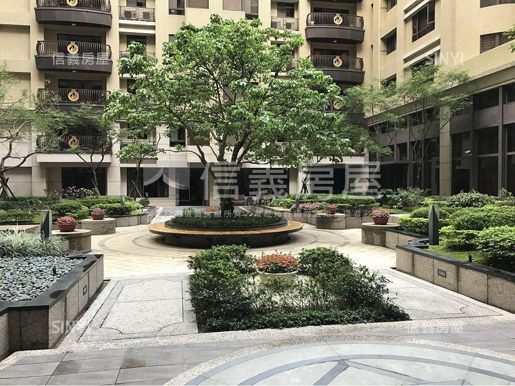 施華洛奇質感兩房雙衛浴房屋室內格局與周邊環境