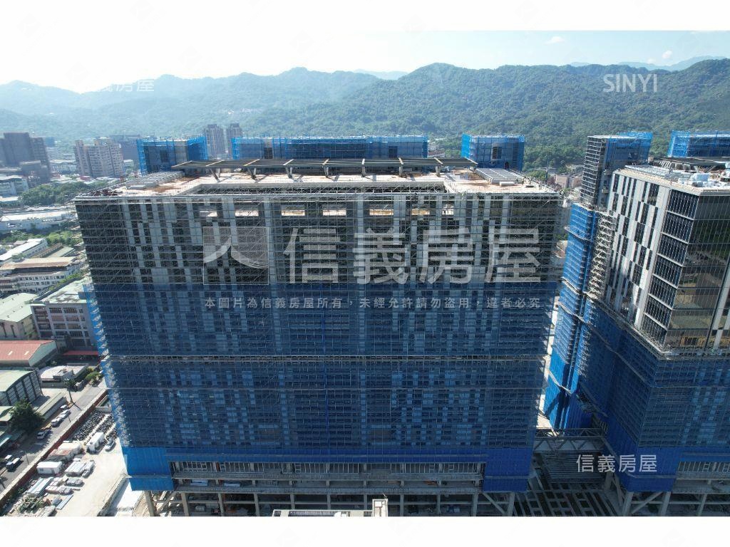 中工雲宇宙３９０坪房屋室內格局與周邊環境