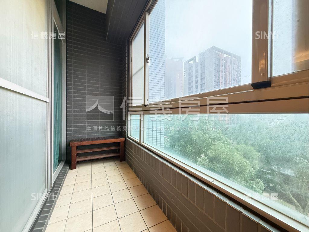 和毅上景採光四房房屋室內格局與周邊環境