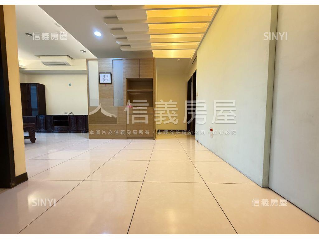 和毅上景採光四房房屋室內格局與周邊環境