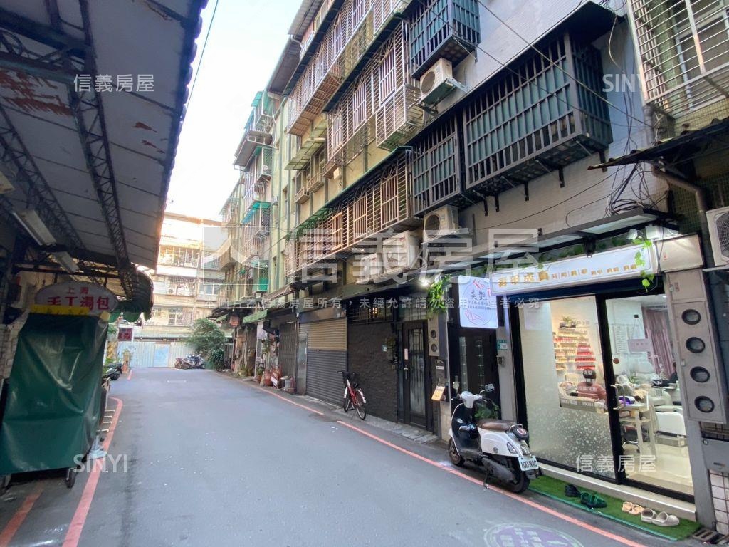 近南勢角捷運包租潛力透天房屋室內格局與周邊環境