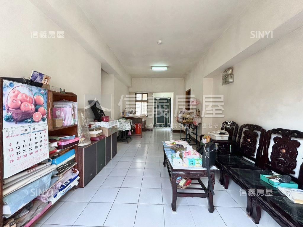 南港國宅．電梯三房房屋室內格局與周邊環境