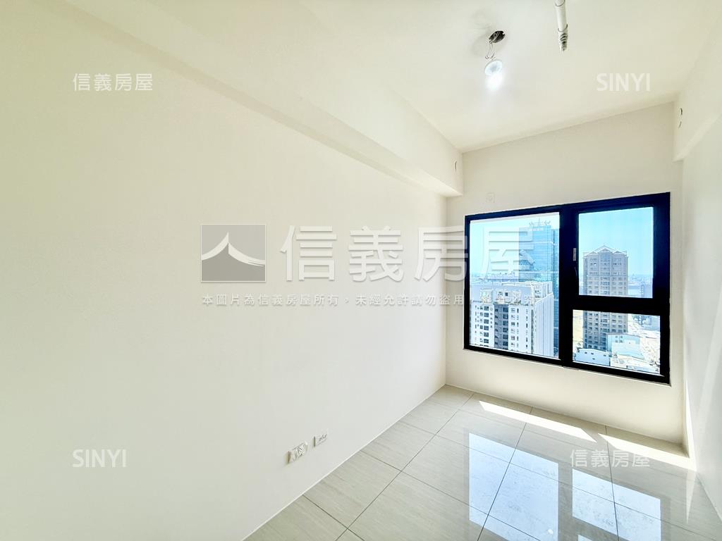 星玥灣高樓海景兩房兩衛房屋室內格局與周邊環境