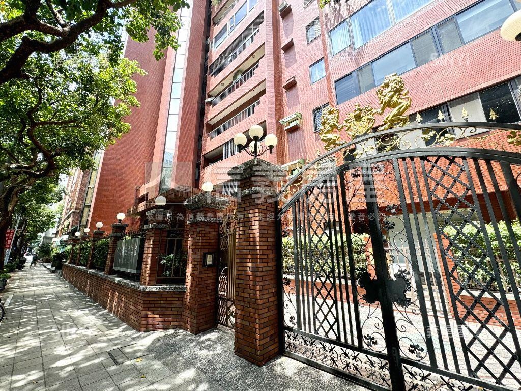 ＮＥＷ卡納琳花園綠蔭４房房屋室內格局與周邊環境