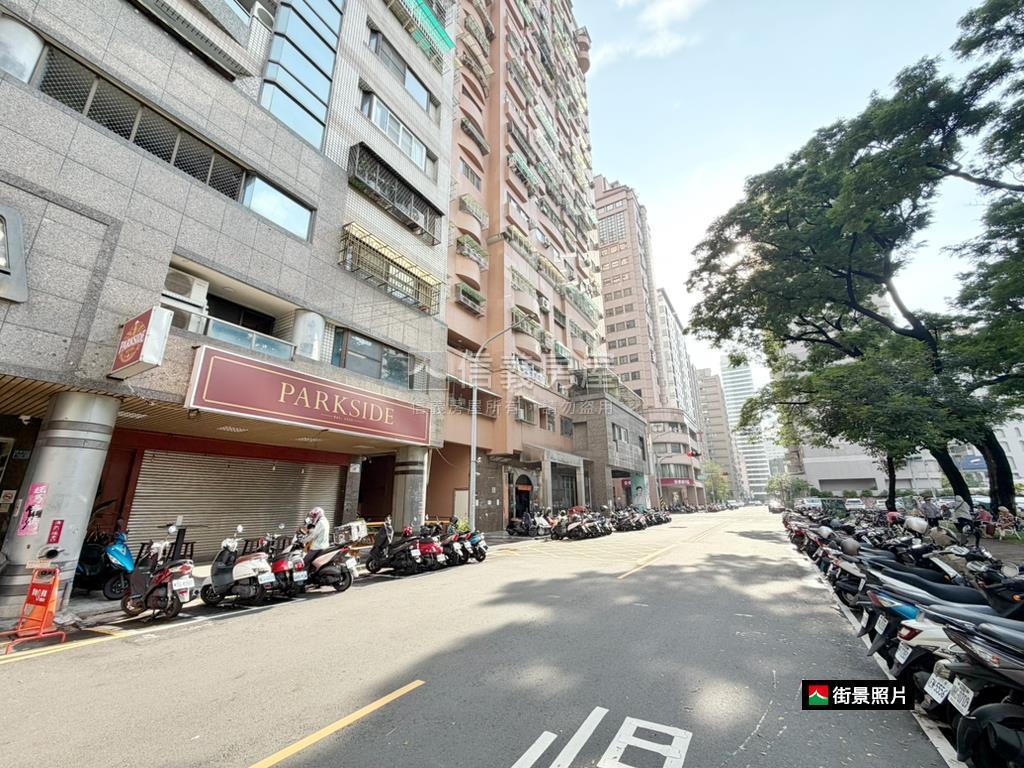 巨蛋｜無住字樣｜百坪店鋪房屋室內格局與周邊環境