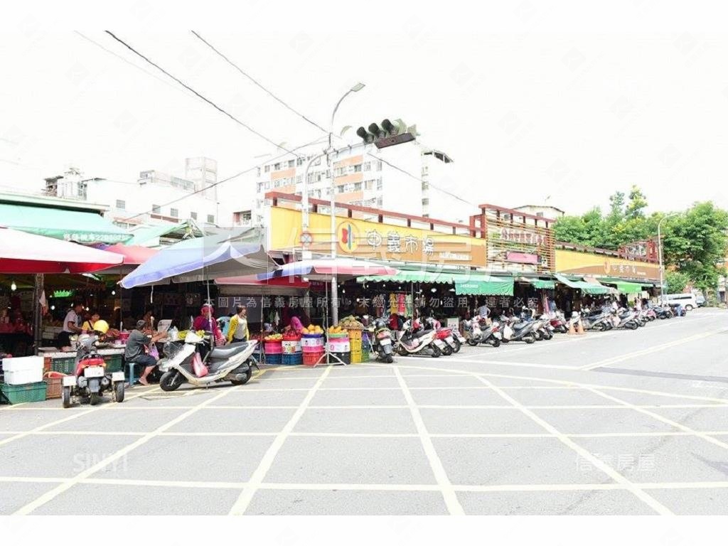 北平路大空間大面寬透店房屋室內格局與周邊環境