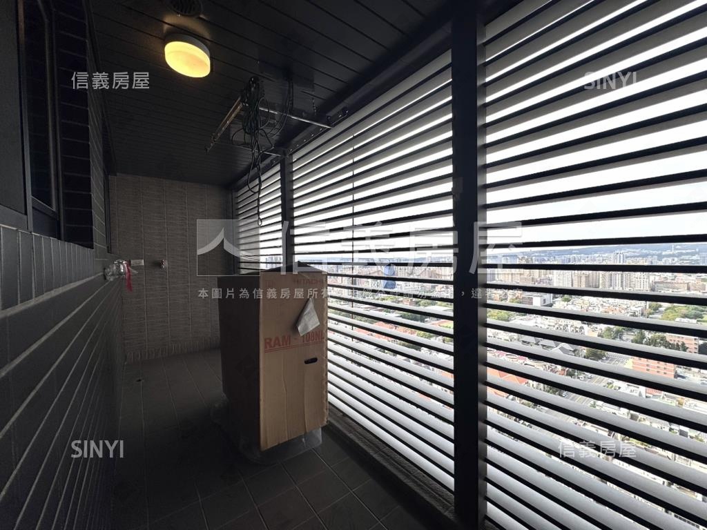 市政１號院高樓兩房平車房屋室內格局與周邊環境