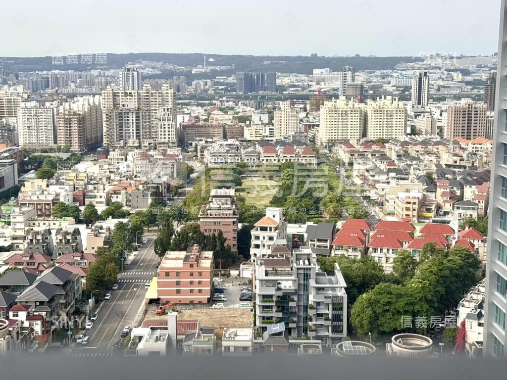 市政１號院高樓兩房平車房屋室內格局與周邊環境