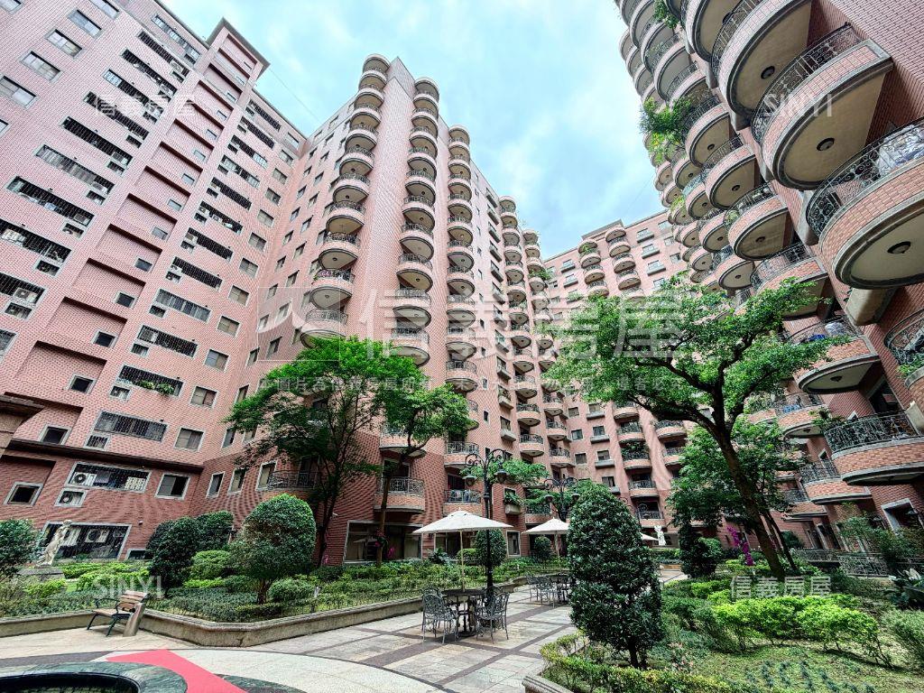 藝文．羅浮宮廷．質感入住房屋室內格局與周邊環境