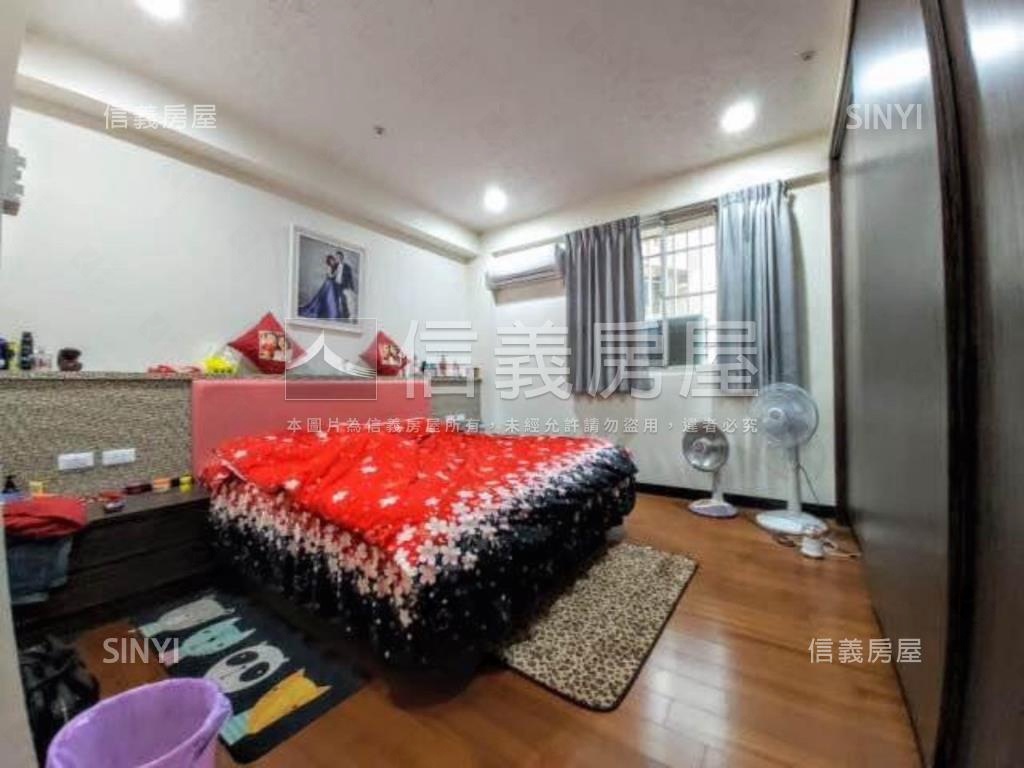 歸仁市區陽台進出大三房房屋室內格局與周邊環境