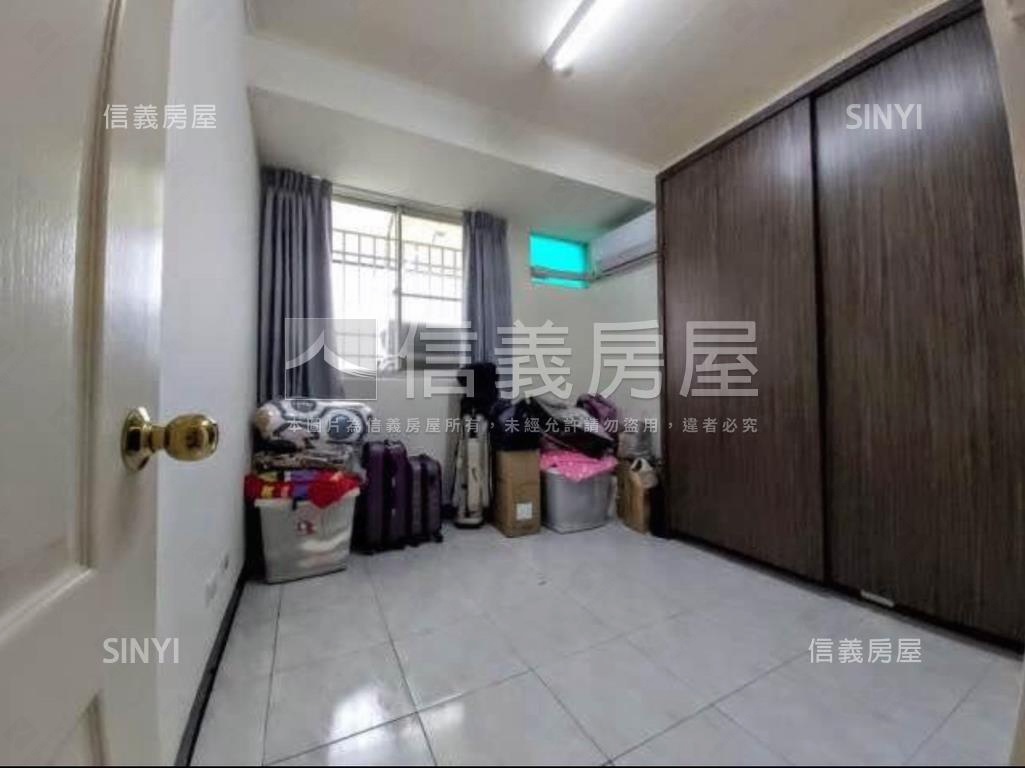 歸仁市區陽台進出大三房房屋室內格局與周邊環境