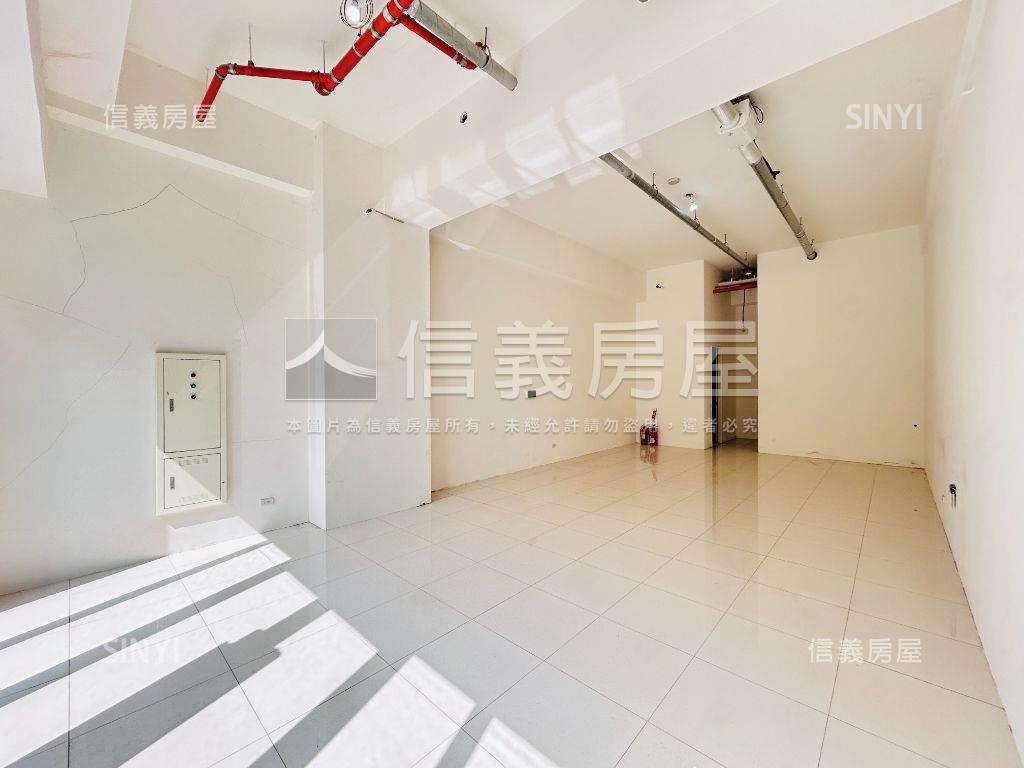亞昕向陽·挑高低總金店面房屋室內格局與周邊環境