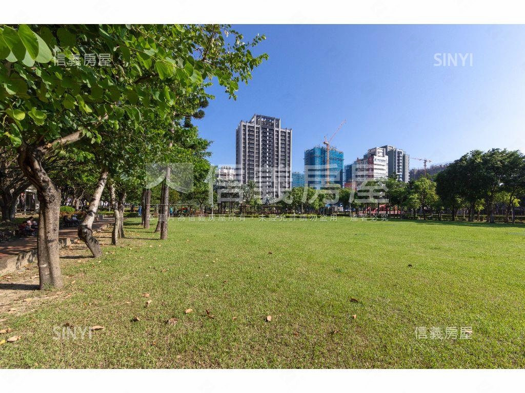 亞昕向陽·挑高低總金店面房屋室內格局與周邊環境