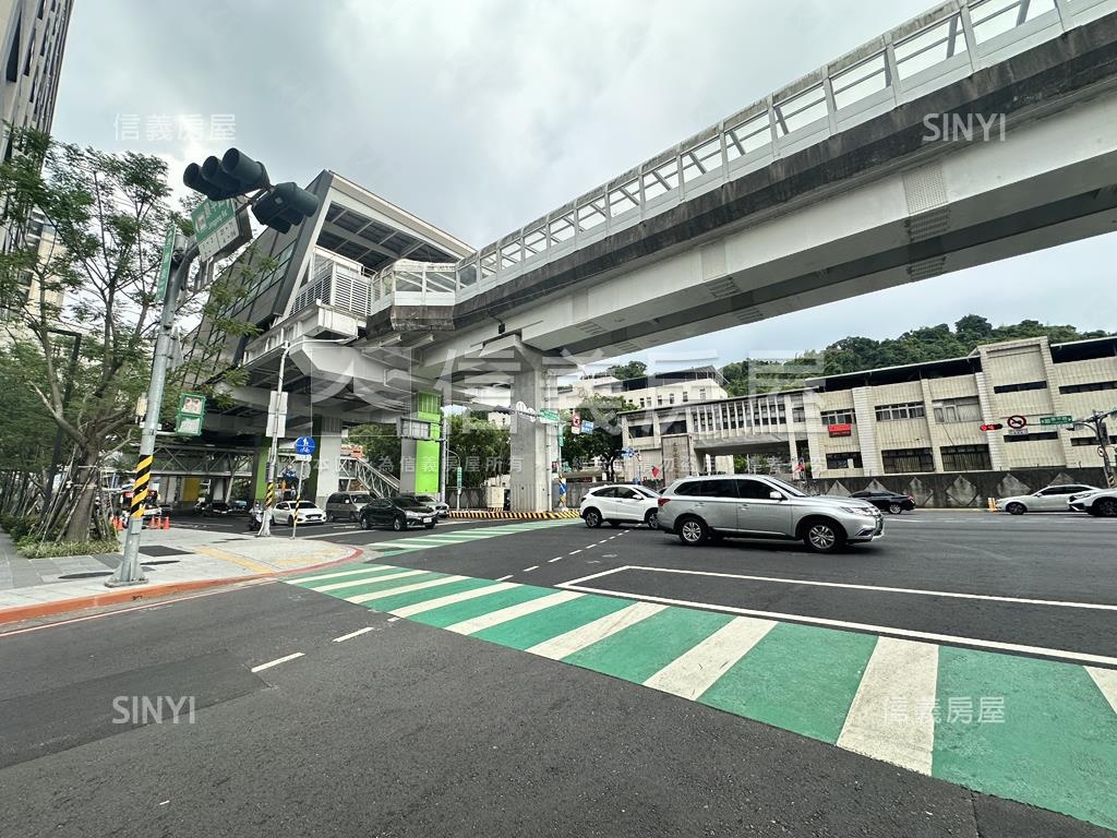 小資族美屋房屋室內格局與周邊環境