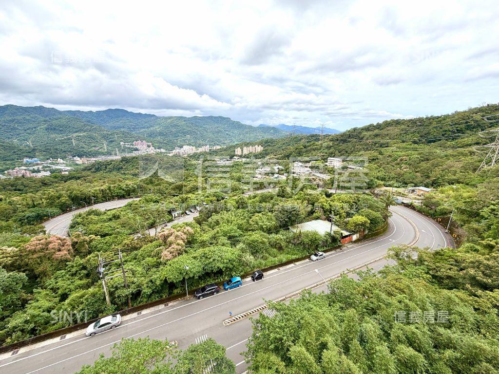 美景質感裝潢大三房有車位房屋室內格局與周邊環境