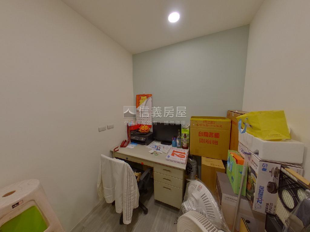 泰山裝潢美一樓房屋室內格局與周邊環境