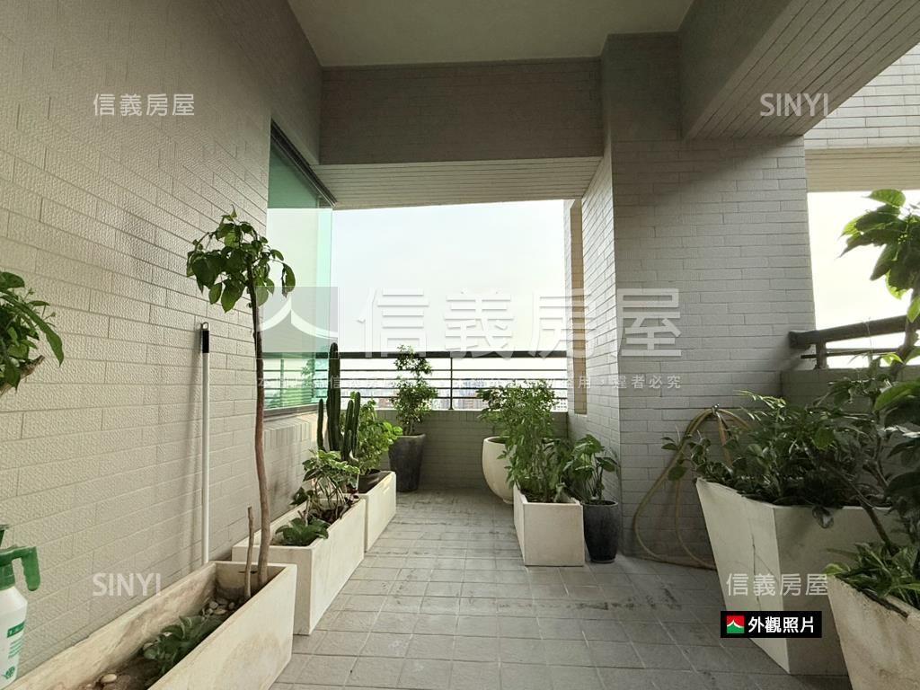 富立知安根頂樓觀景宅房屋室內格局與周邊環境