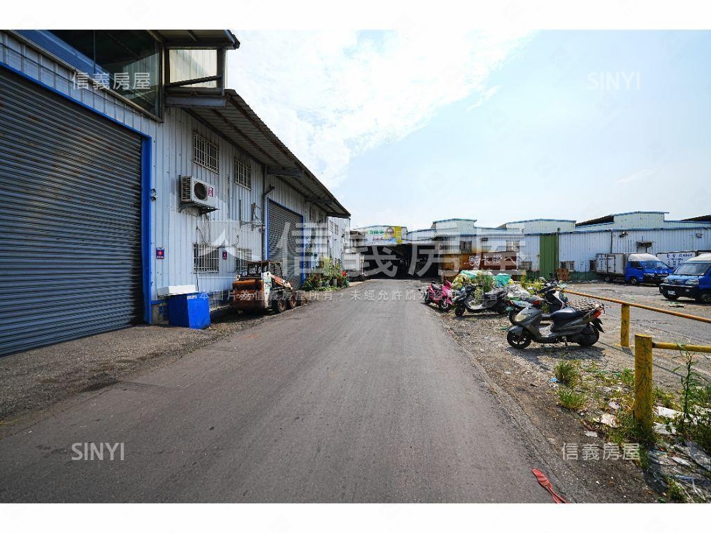 蘆洲北側２７５坪重劃土地房屋室內格局與周邊環境