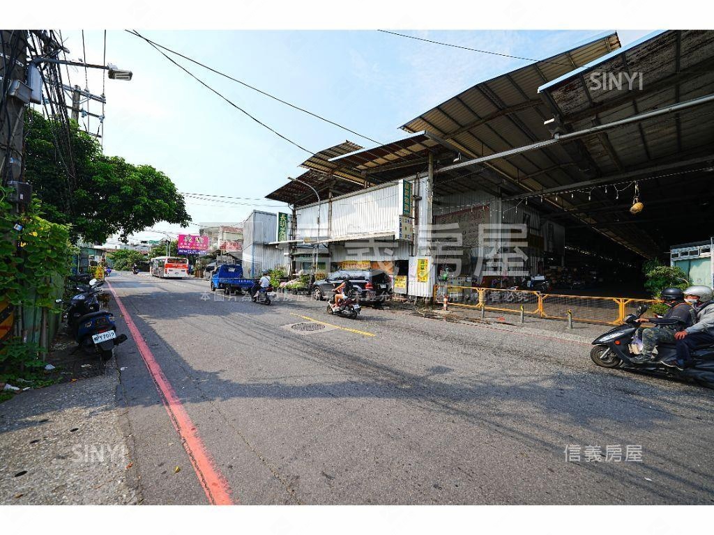 蘆洲北側２７５坪重劃土地房屋室內格局與周邊環境