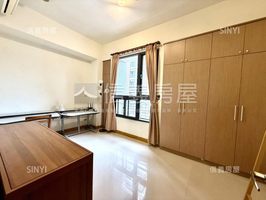 專任高鐵區．坤山大３房房屋室內格局與周邊環境