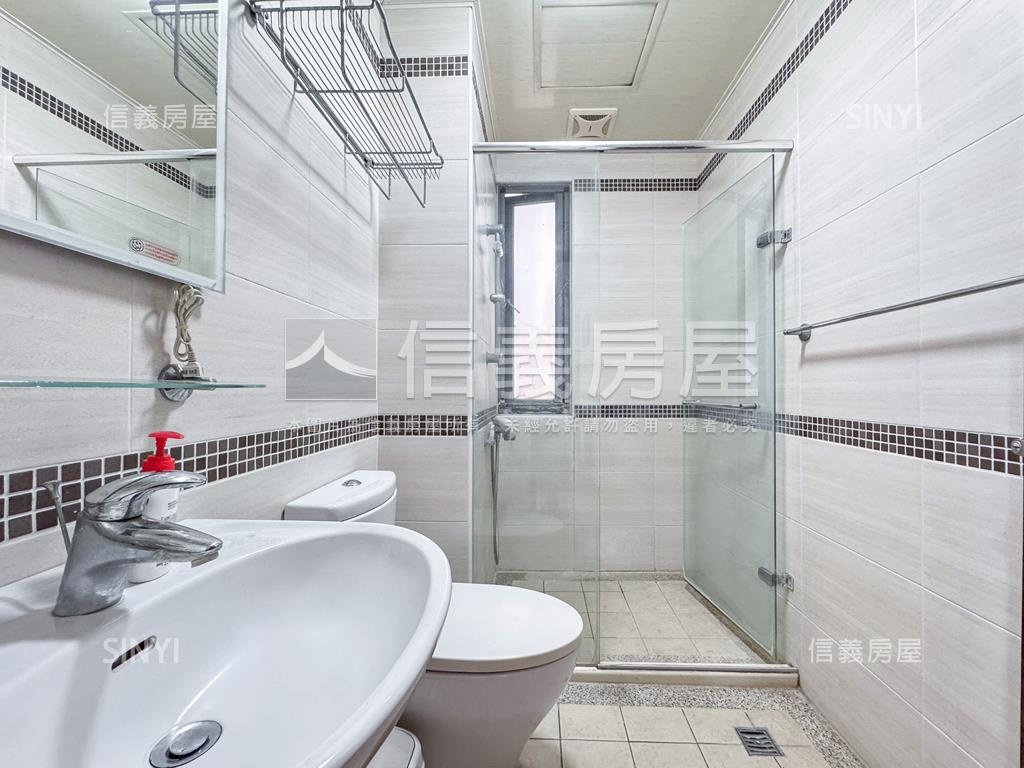 順心平安．高鐵坤山大３房房屋室內格局與周邊環境