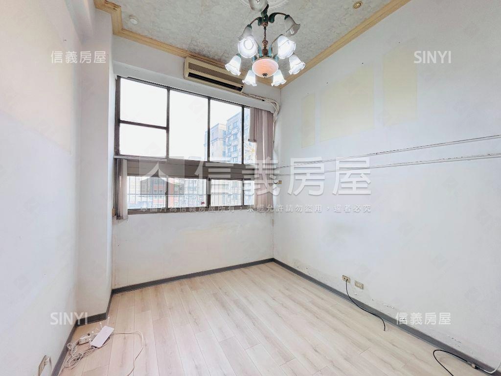 寶山名邸明亮有車位房屋室內格局與周邊環境