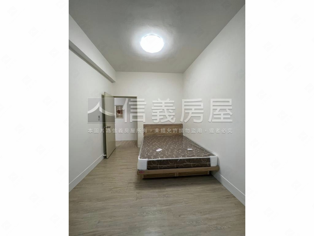 板橋方正漂亮邊間好公寓房屋室內格局與周邊環境
