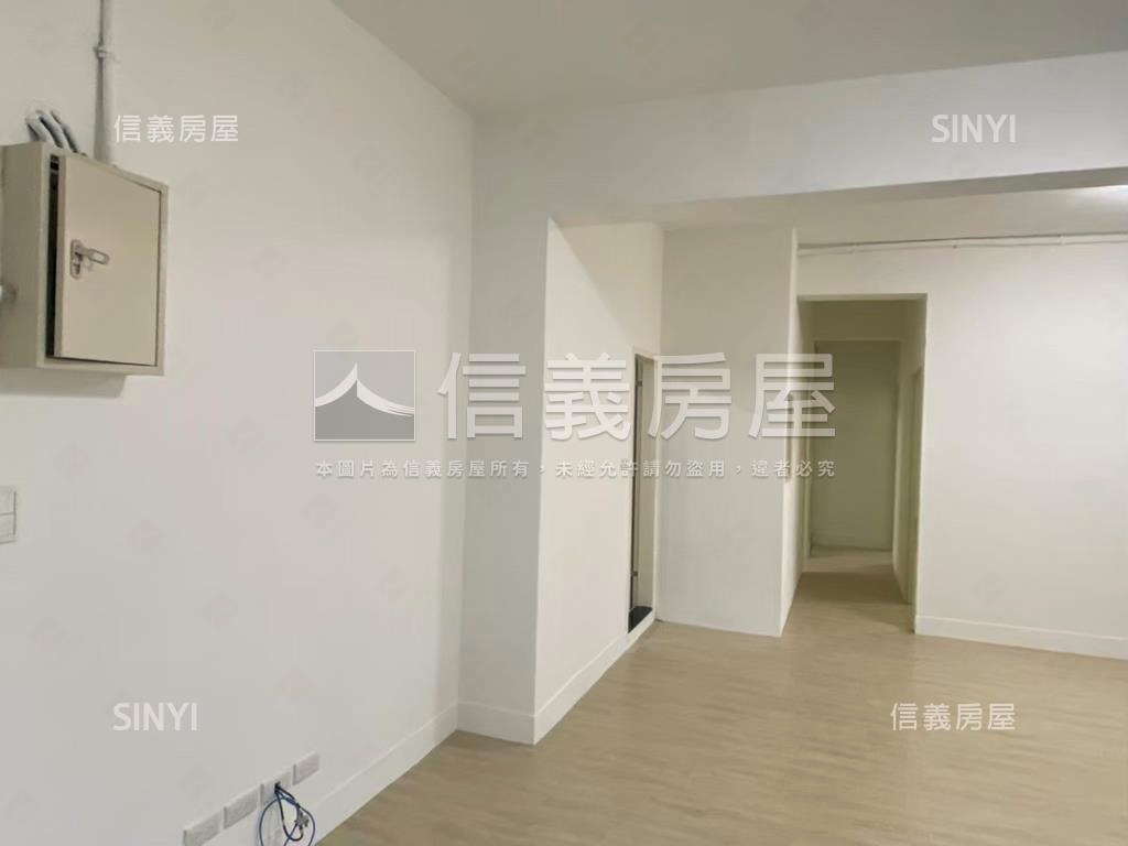 板橋方正漂亮邊間好公寓房屋室內格局與周邊環境