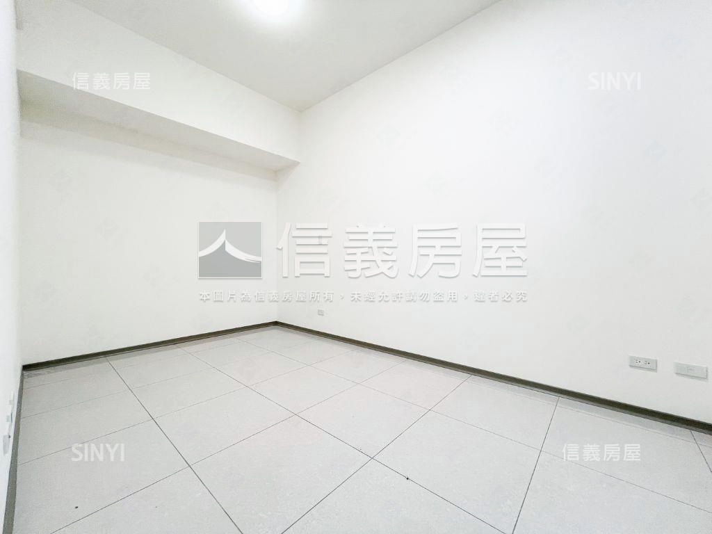 文心愛悅兩房平移車位房屋室內格局與周邊環境