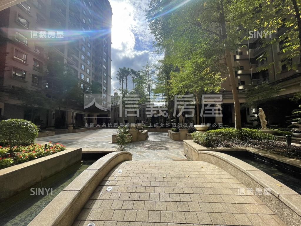 國際館露台戶綠意樹梢美景房屋室內格局與周邊環境