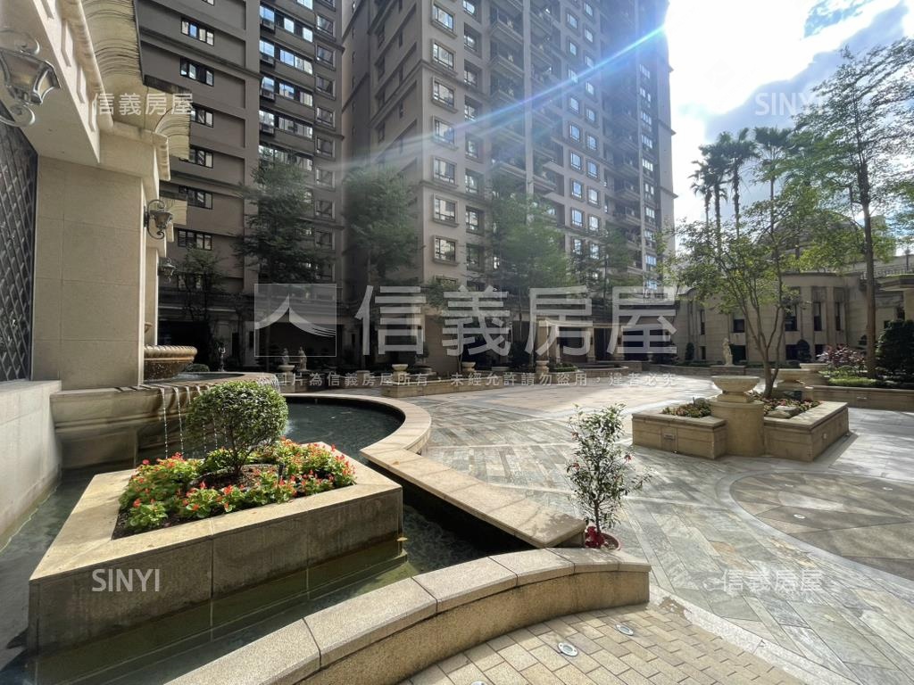 國際館露台戶綠意樹梢美景房屋室內格局與周邊環境