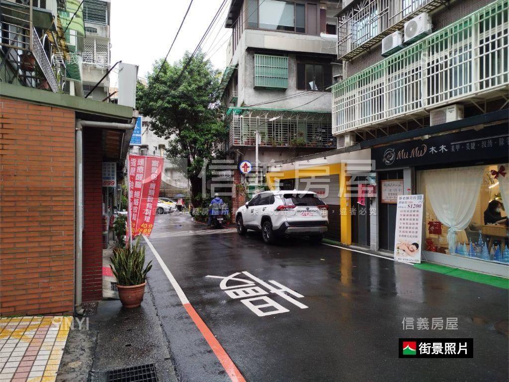 ★中正路★獨立產權車位房屋室內格局與周邊環境