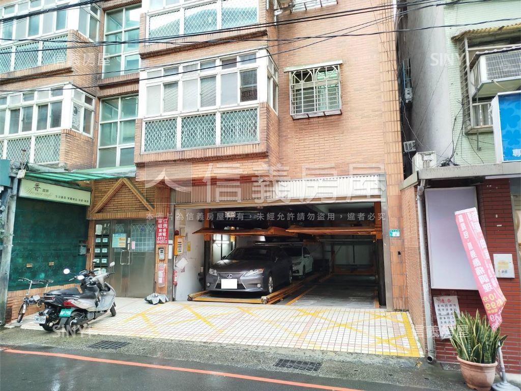 ★中正路★獨立產權車位房屋室內格局與周邊環境