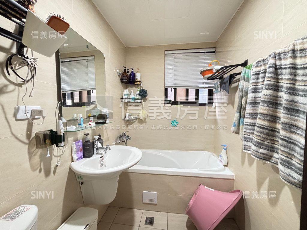 安南蛋黃高樓２＋１房平車房屋室內格局與周邊環境