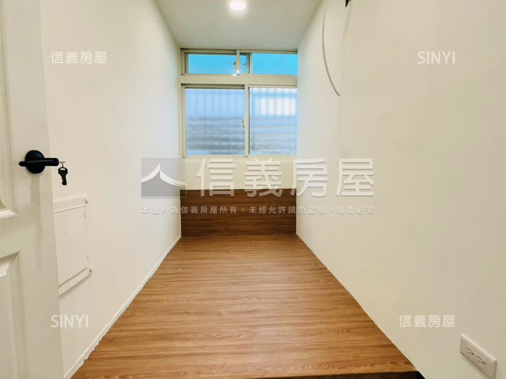 台北橋捷運頂加裝修美寓房屋室內格局與周邊環境