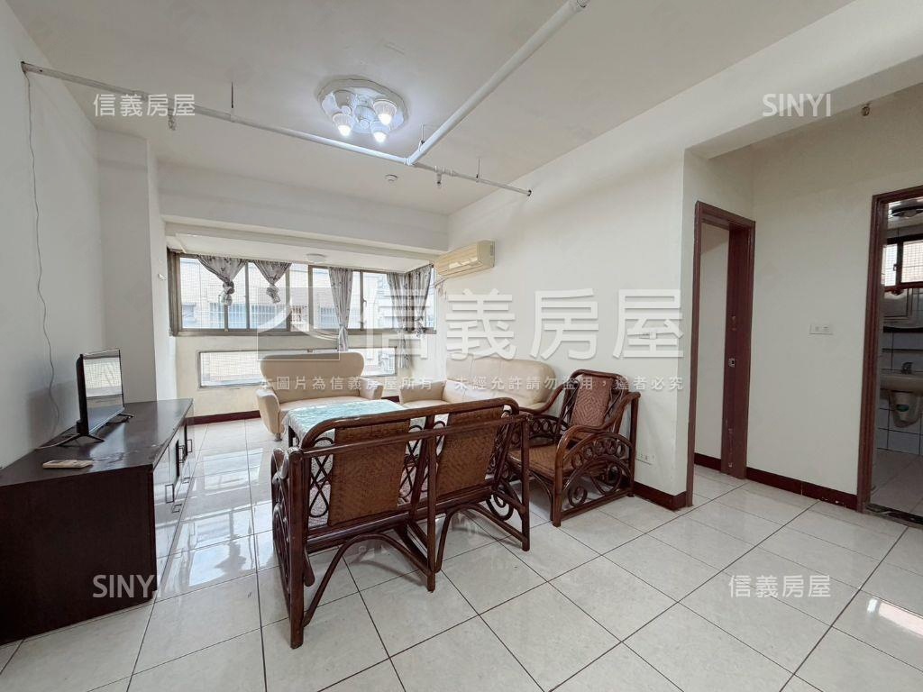 國安國宅雙衛開窗帝王戶房屋室內格局與周邊環境