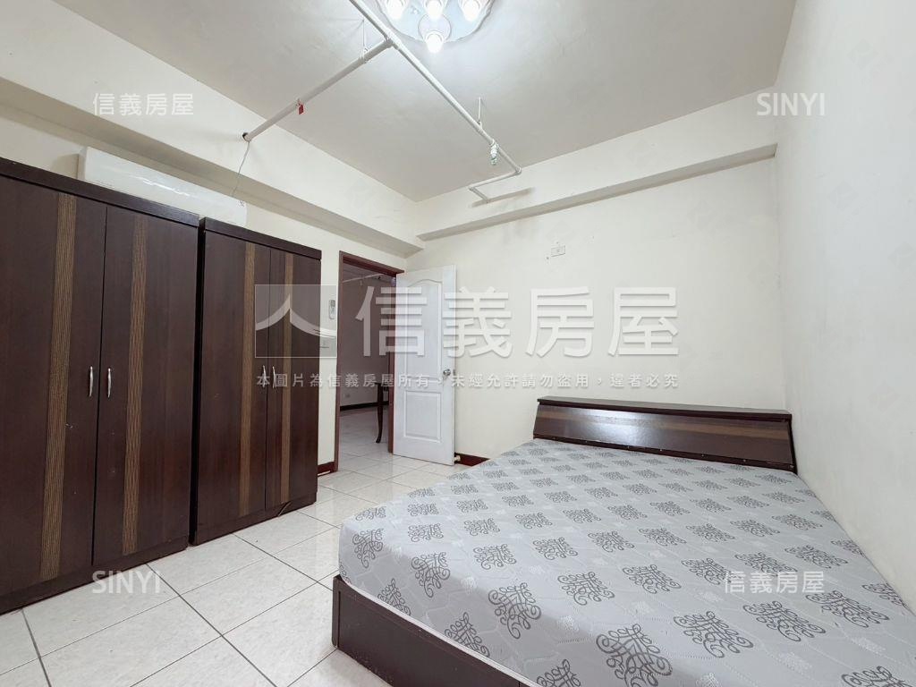 國安國宅雙衛開窗帝王戶房屋室內格局與周邊環境