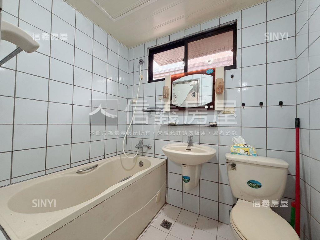 國安國宅雙衛開窗帝王戶房屋室內格局與周邊環境