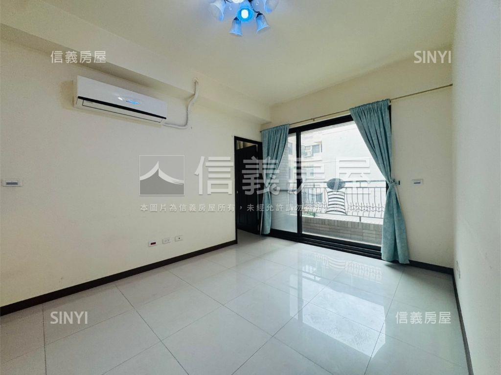 機能佳美樂地２房有車位房屋室內格局與周邊環境