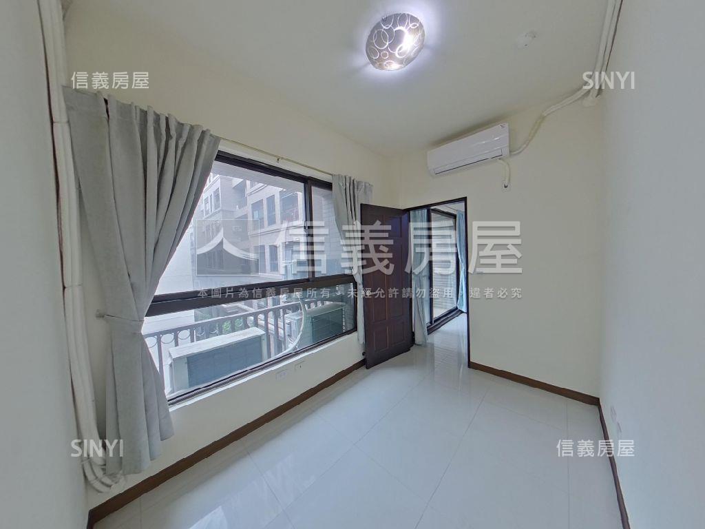 機能佳美樂地２房有車位房屋室內格局與周邊環境